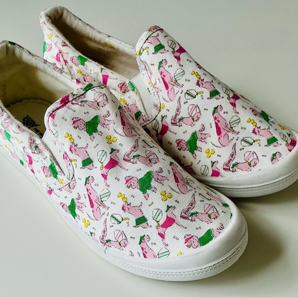 The Humane Society Preppy Dog Sneakers Sz 8 - Picture 1 of 8